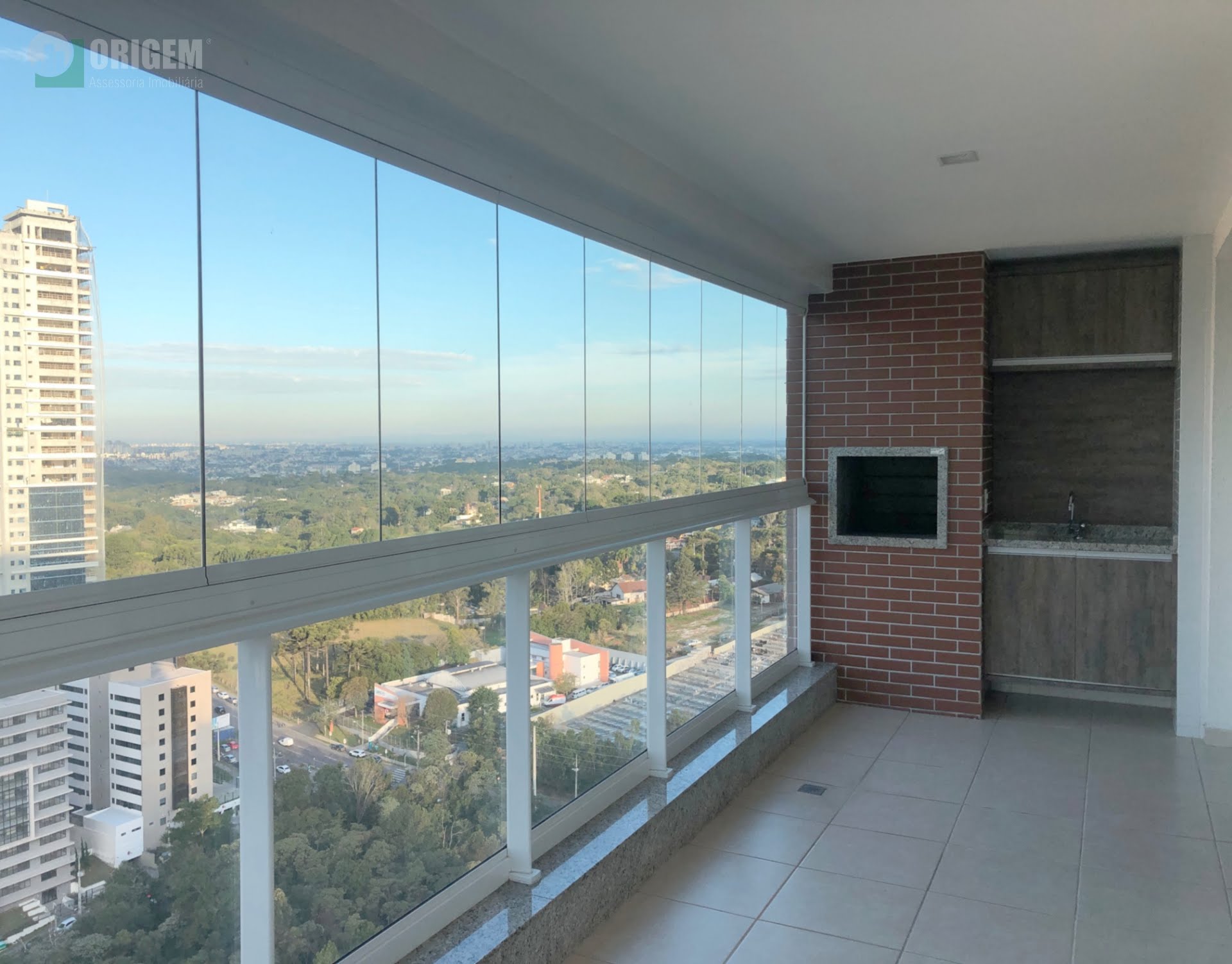 Apartamento para vendalocacaovenda e locacao no Campo Comprido em Curitiba com 205m² por R$ 1.650.000,008.000,00