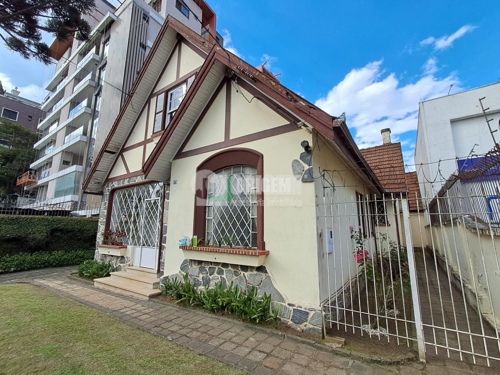 Casa para venda no Centro em Curitiba com 600m² por R$ 1.700.000,00