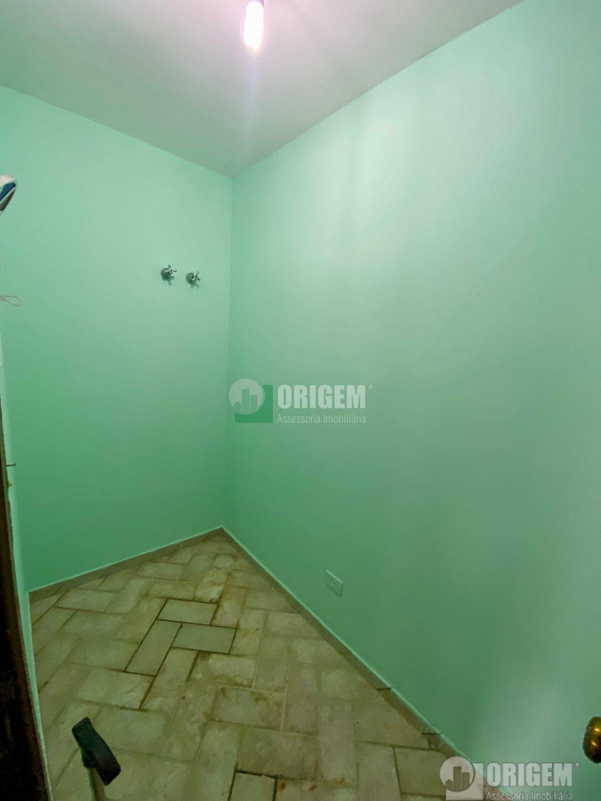Casa Residencial para locacao no Jardim das Americas em Curitiba com 260m² por R$ 4.333,33
