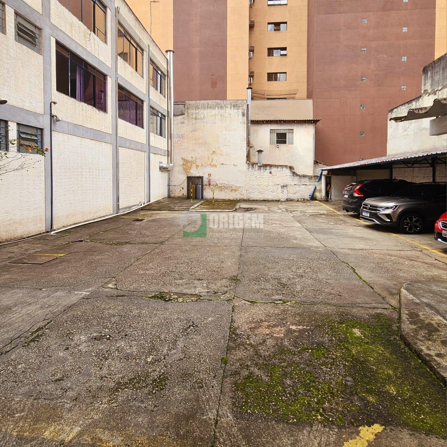 Edifício Comercial para venda no Centro em Curitiba com 599m² por R$ 3.490.000,00