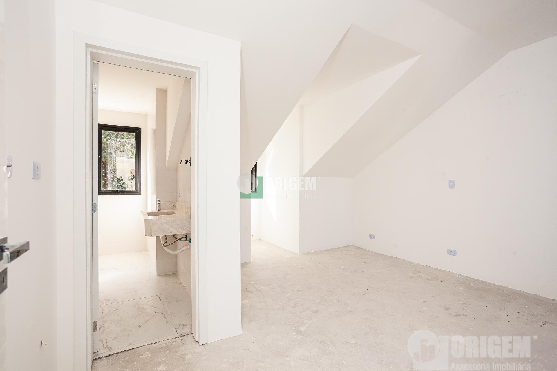 Sobrado para venda no Campo Comprido em Curitiba com 190m² por R$ 1.320.000,00