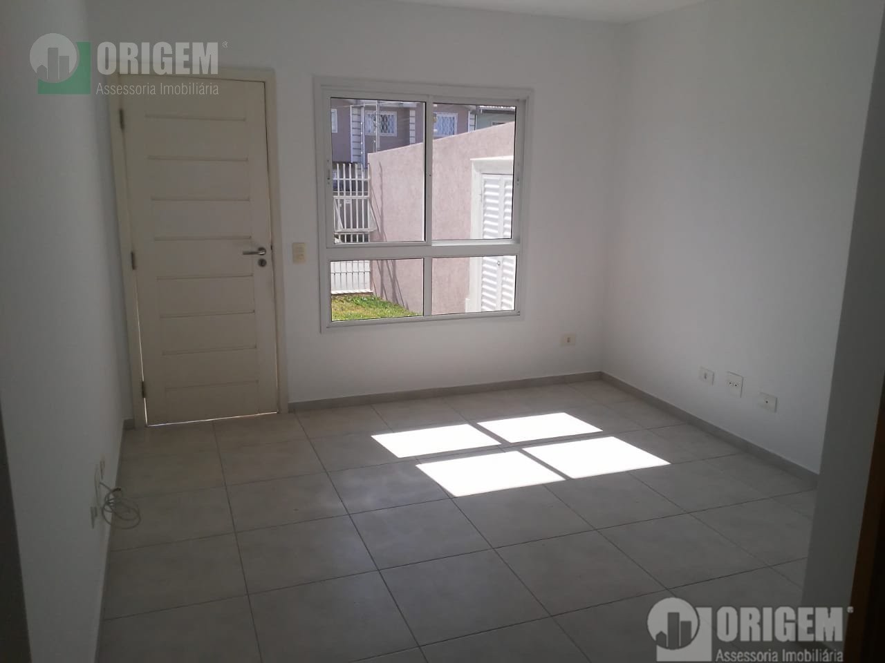 Sobrado para venda no Umbara em Curitiba com 132m² por R$ 595.000,00