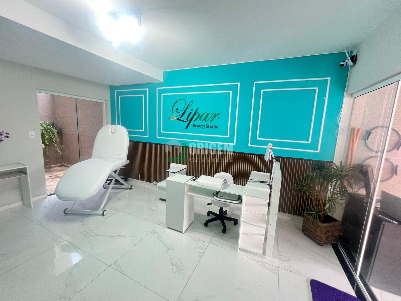 Cjto Comercial/sala para locacao no Pilarzinho em Curitiba com 20m² por R$ 1.100,00