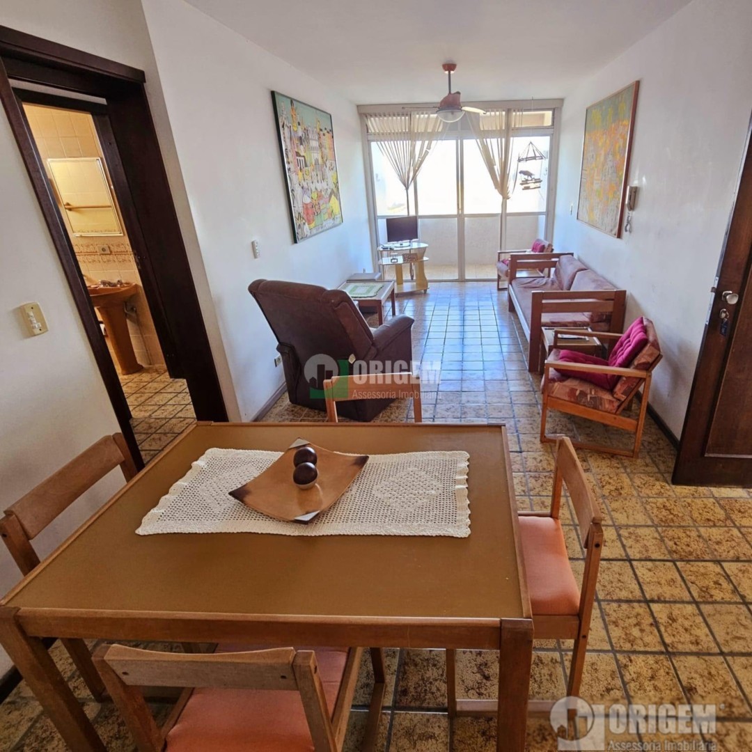 Apartamento para venda no Caiobá em Matinhos com 142,04m² por R$ 1.200.000,00