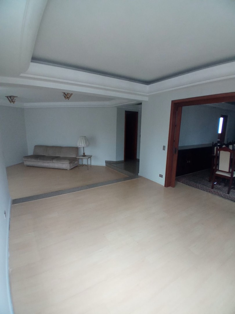 Apartamento para vendalocacaovenda e locacao no Agua Verde em Curitiba com 286m² por R$ 1.460.000,007.777,77