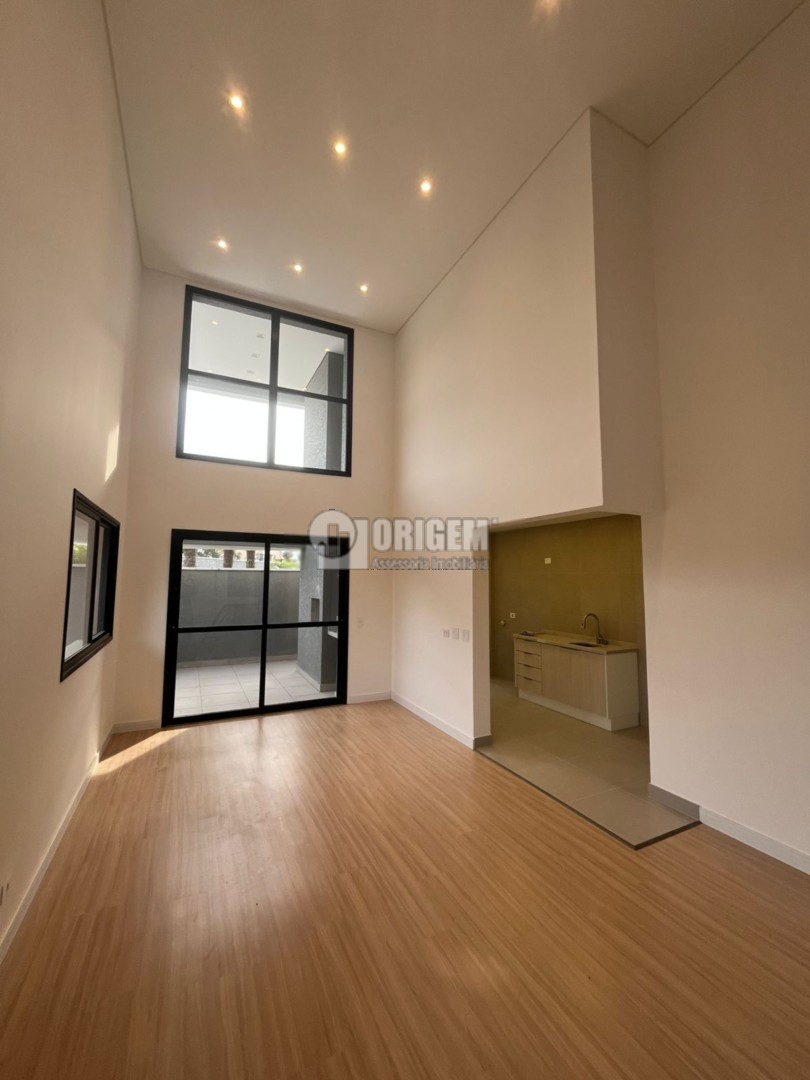 Apartamento Garden para locacao no Juveve em Curitiba com 197,02m² por R$ 8.777,78