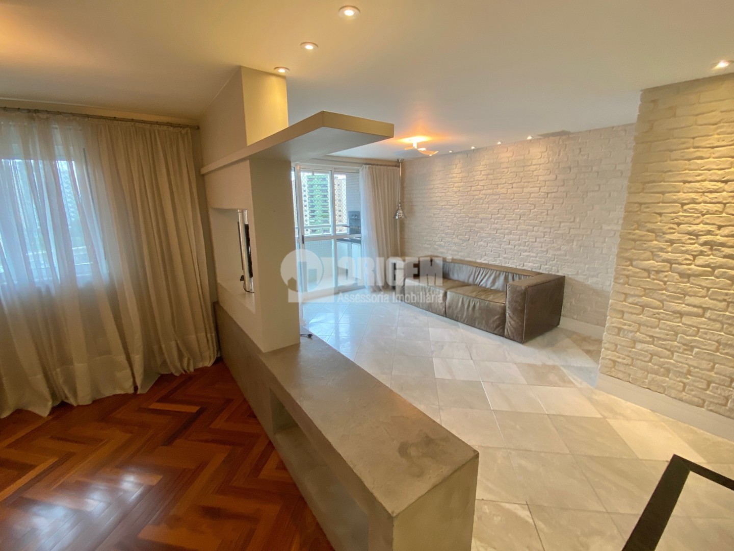 Apartamento para venda no Agua Verde em Curitiba com 145m² por R$ 1.050.000,00