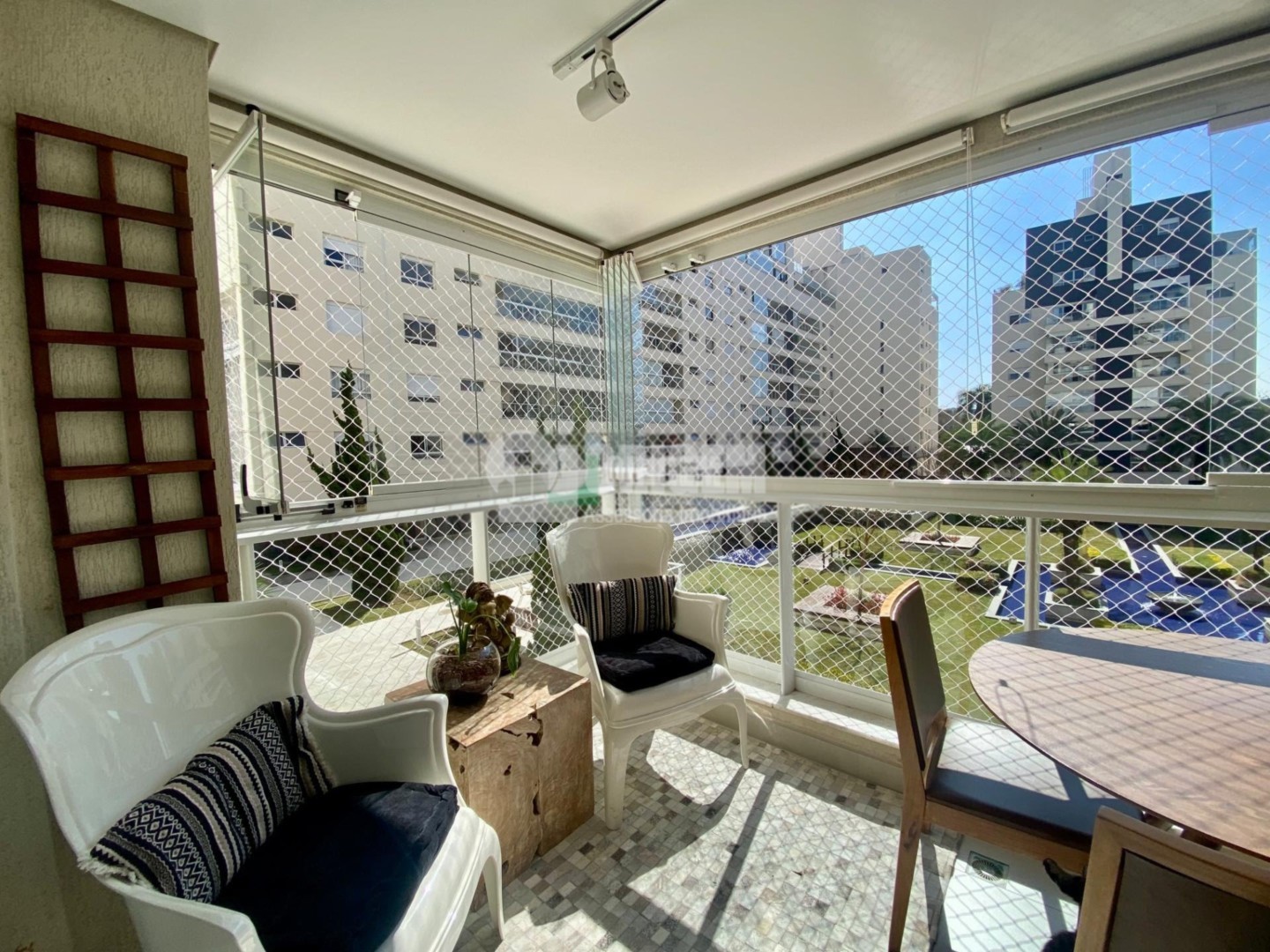 Apartamento para venda no Agua Verde em Curitiba com 227m² por R$ 1.950.000,00