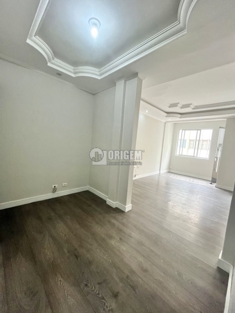 Apartamento para vendalocacaovenda e locacao no Centro em Curitiba com 125m² por R$ 430.000,002.888,88