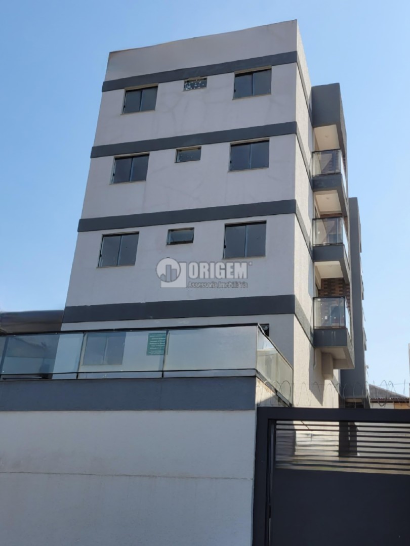 Apartamento para venda no Guarani em Colombo com 58,57m² por R$ 254.900,00