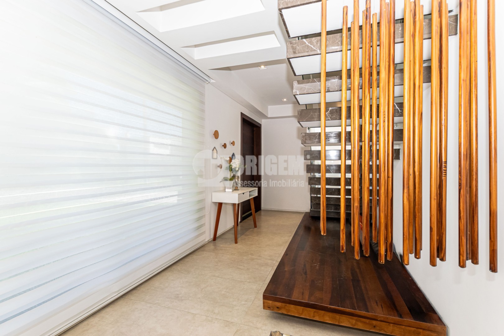 Casa de Condominio para vendalocacaovenda e locacao no Abranches em Curitiba com 675m² por R$ 3.190.000,0017.500,00