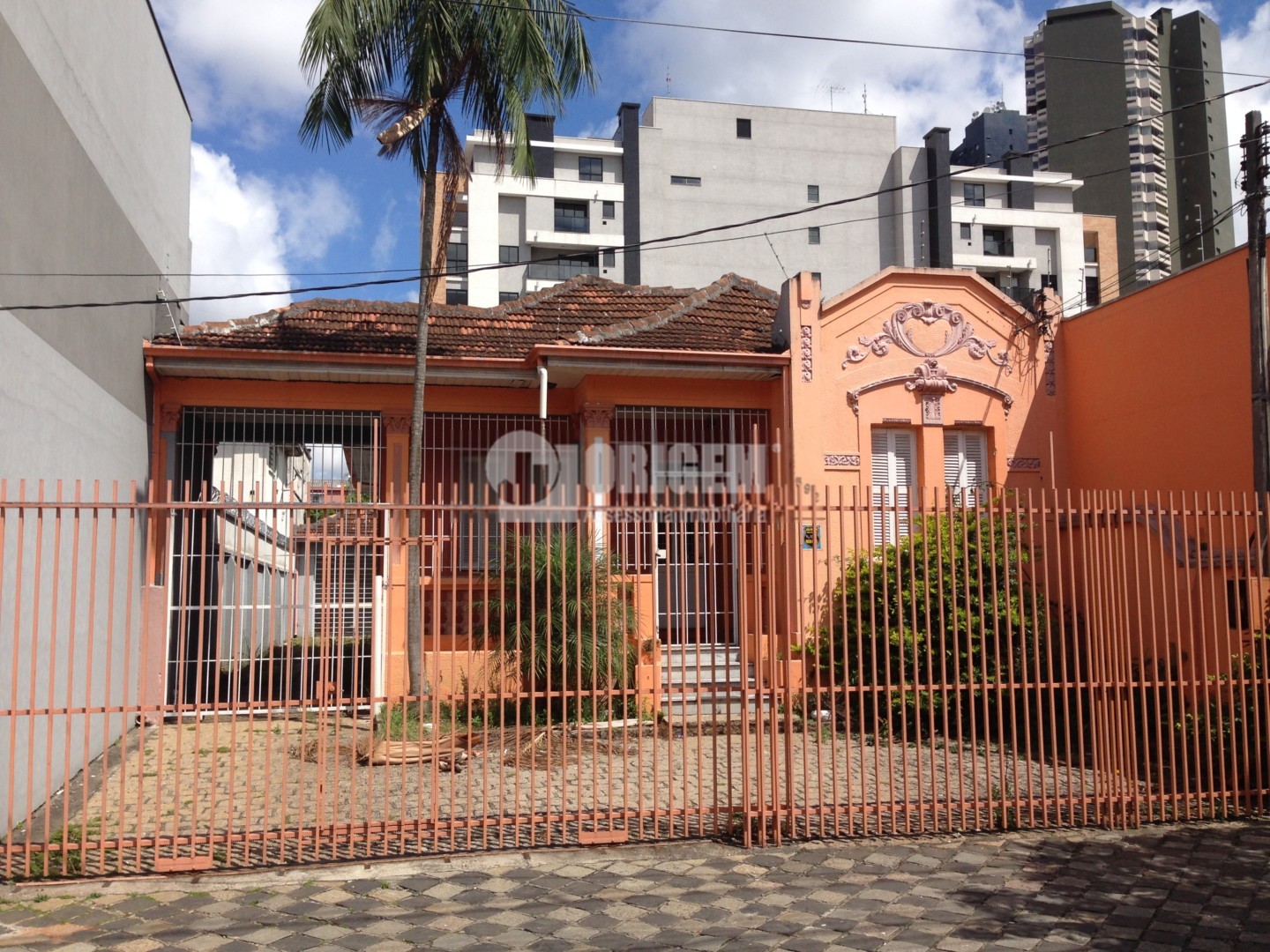 Terreno para venda no Reboucas em Curitiba com 330m² por R$ 1.160.000,00