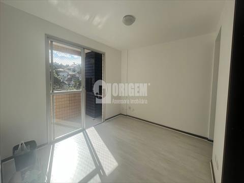 Apartamento para locacao no Mossungue em Curitiba com 95m² por R$ 2.888,88