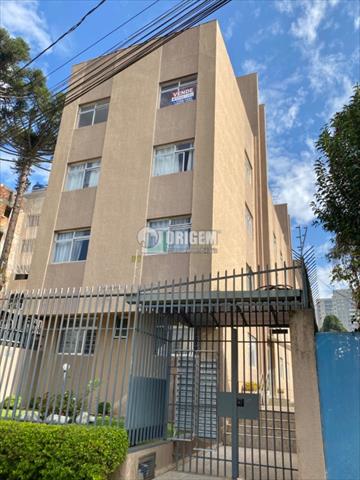 Apartamento para locacao no Agua Verde em Curitiba com 71,61m² por R$ 2.300,00