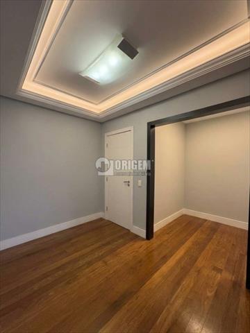 Cjto Comercial/sala para venda no Centro em Curitiba com 74m² por R$ 370.000,00