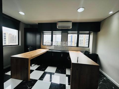 Cjto Comercial/sala para locacao no Agua Verde em Curitiba com 56m² por R$ 3.000,00