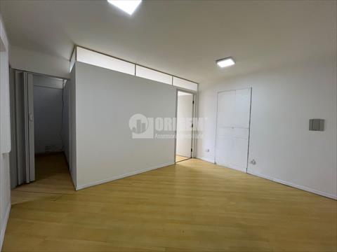 Sala Comercial para locacao no Agua Verde em Curitiba com 34m² por R$ 1.290,00