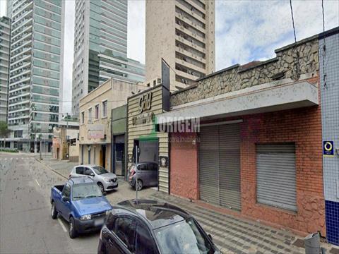 Barracão/galpão para locacao no Centro em Curitiba com 330m² por R$ 3.888,88