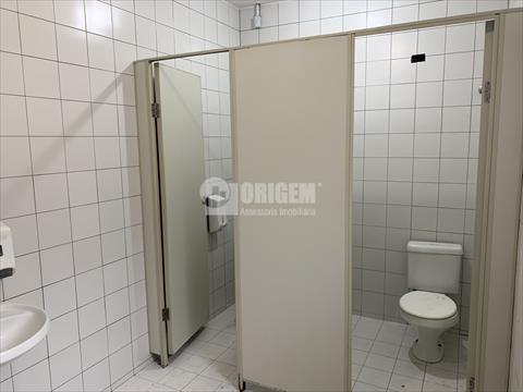 Barracão/galpão para locacao no Hauer em Curitiba com 3.560m² por R$ 32.000,00