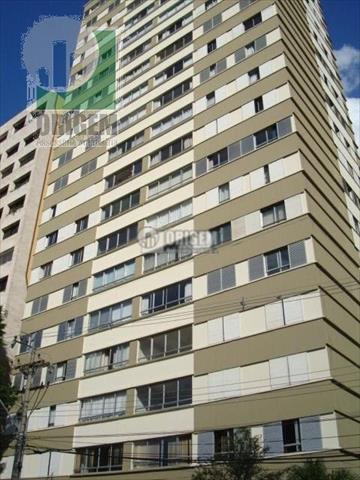 Apartamento para locacao no Centro em Curitiba com 160m² por R$ 2.333,33