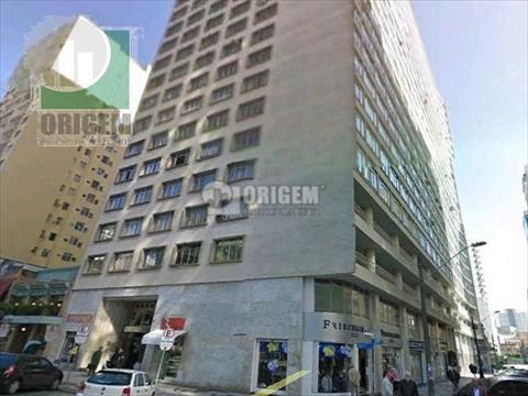 Apartamento para locacao no Centro em Curitiba com 42m² por R$ 1.666,67