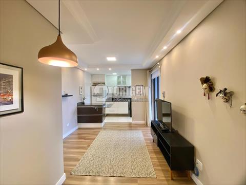 Apartamento para locacao no Agua Verde em Curitiba com 74,05m² por R$ 3.480,00