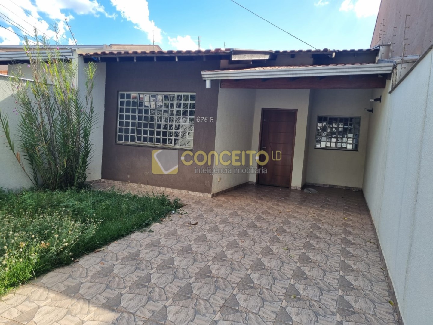 Casa para locacao no Industrial em Londrina com 0m² por R$ 2.100,00