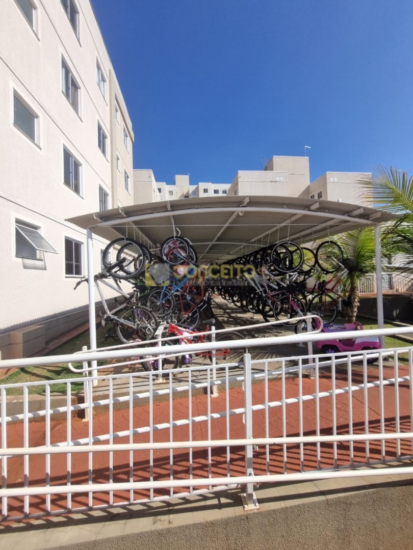 Apartamento para venda no Gleba Ribeirao Limeiro em Londrina com 75m² por R$ 189.000,00