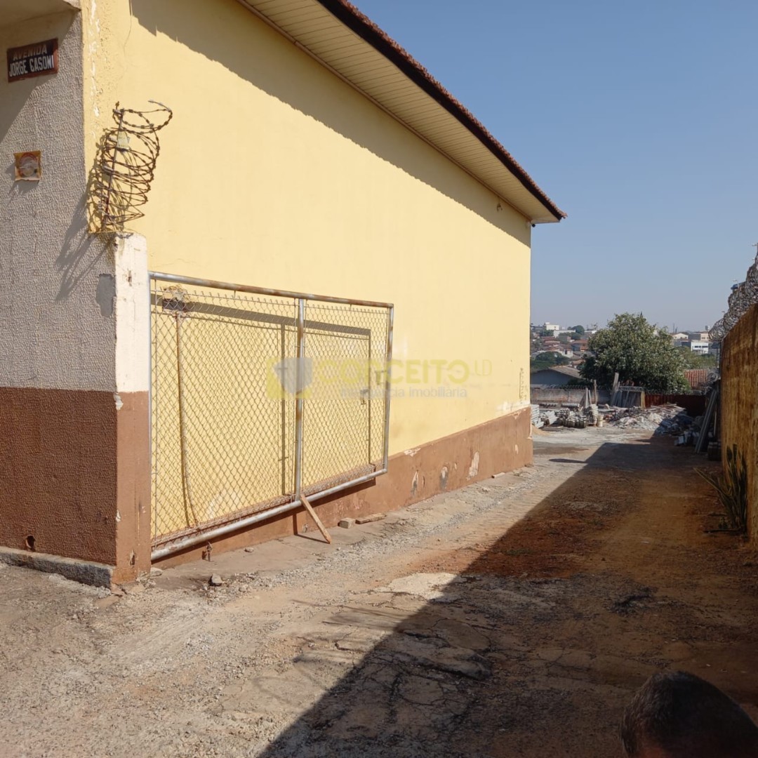 Barracão/galpão para venda no Centro em Londrina com 912,14m² por R$ 950.000,00