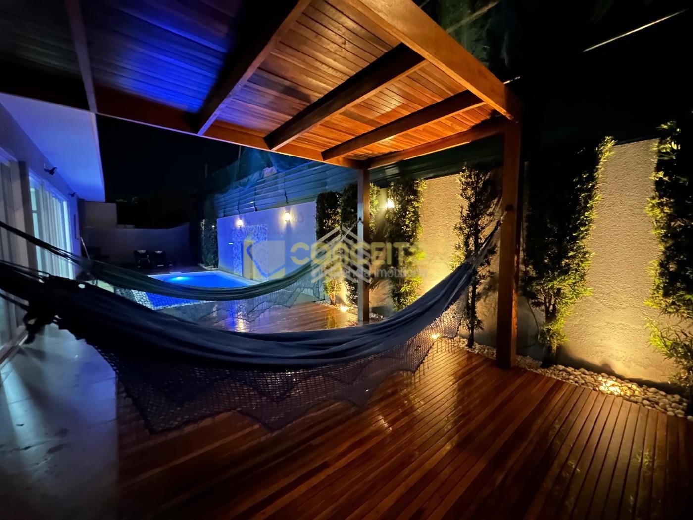 Casa de Condominio para venda no Esperanca em Londrina com 500m² por R$ 2.400.000,00
