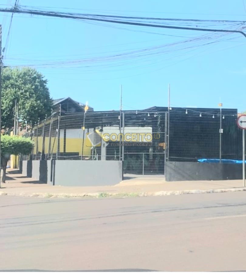 Salão para venda no Parque Residencial Ana Ro em Cambe com 312m² por R$ 800.000,00