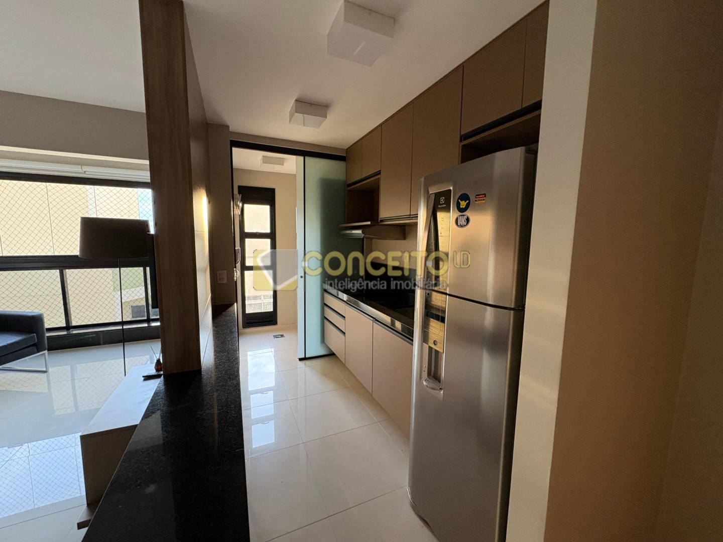 Apartamento para venda no Centro em Londrina com 74m² por R$ 420.000,00