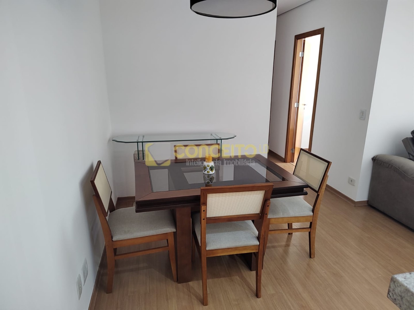 Apartamento para locacao no Santa Rosa em Londrina com 81m² por R$ 3.600,00