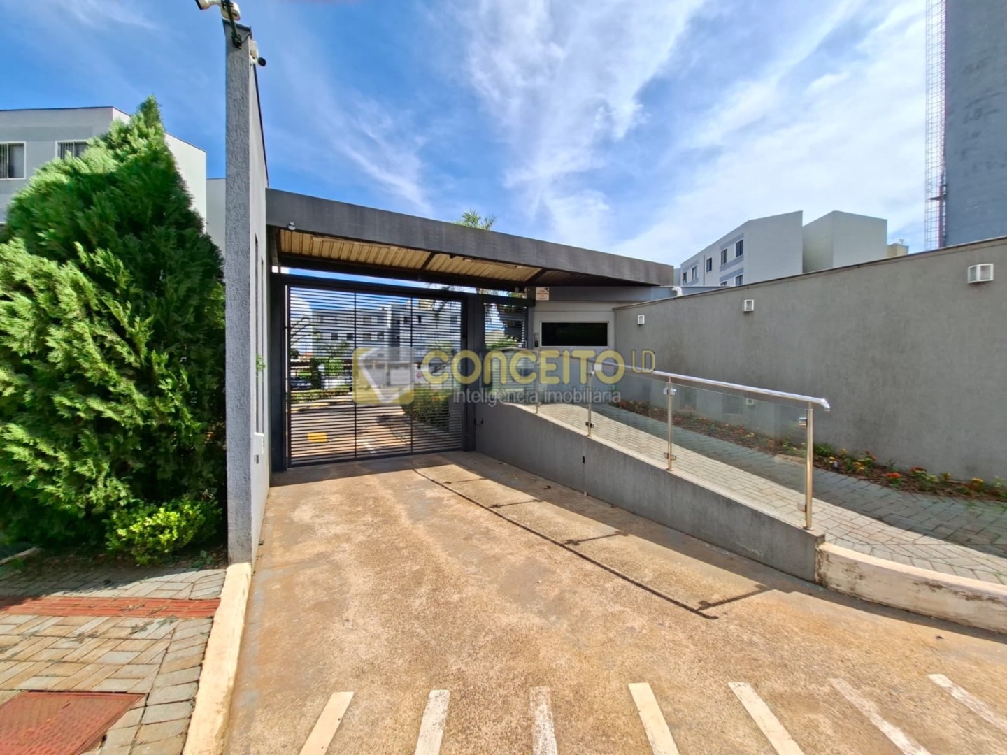 Apartamento para locacao no Jardim Sao Jose em Cambe com 0m² por R$ 1.100,00