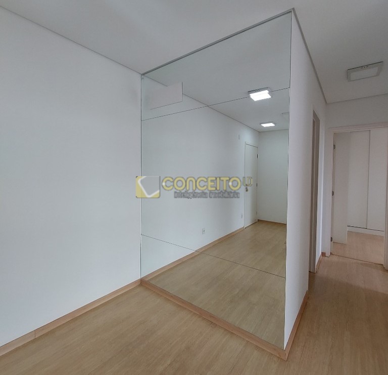 Apartamento para locacao no Centro em Londrina com 85,76m² por R$ 2.500,00