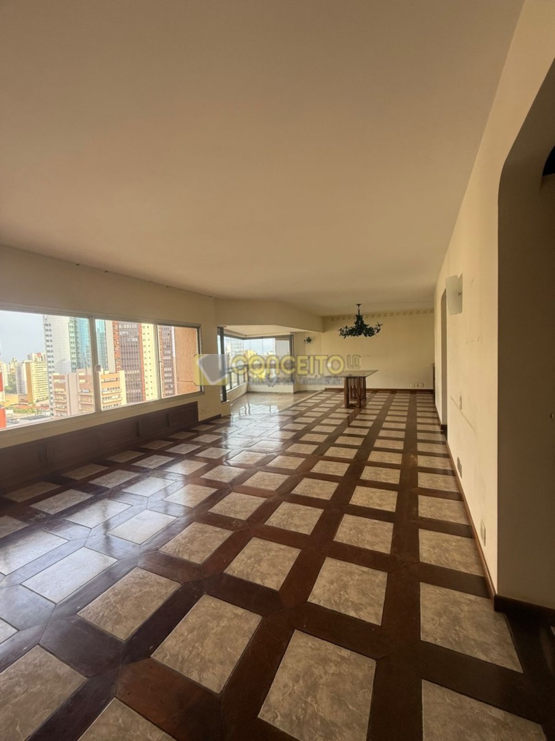Apartamento para venda no Centro em Londrina com 396m² por R$ 870.000,00