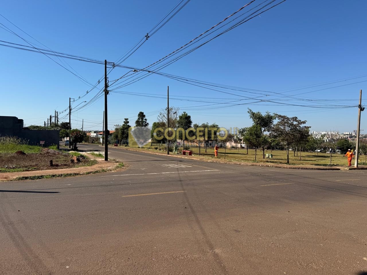 Barracão/galpão para venda no Jardim Padovani em Londrina com 320m² por R$ 500.000,00