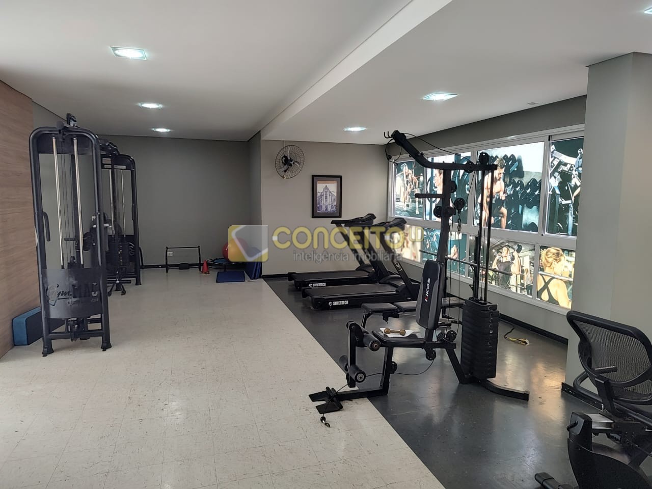 Apartamento para locacao no Vitoria em Londrina com 0m² por R$ 2.600,00