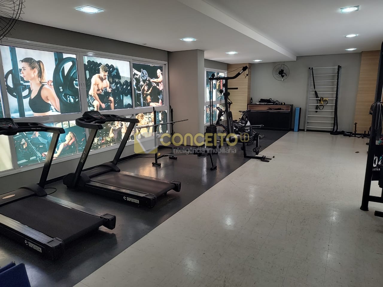 Apartamento para locacao no Vitoria em Londrina com 0m² por R$ 2.600,00