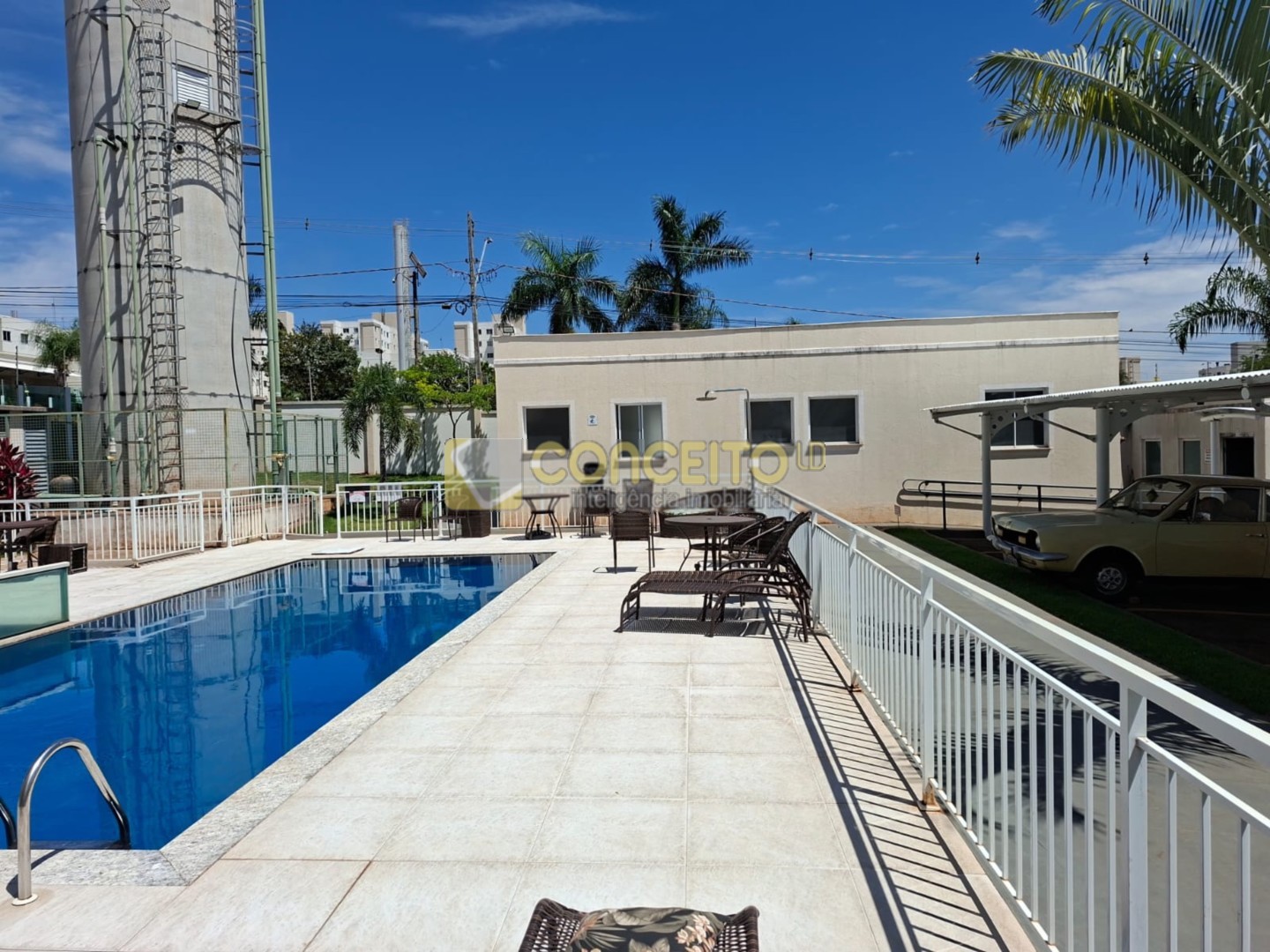 Apartamento para vendalocacaovenda e locacao no Cidade Industrial 2 em Londrina com 55,6m² por R$ 205.000,001.150,00