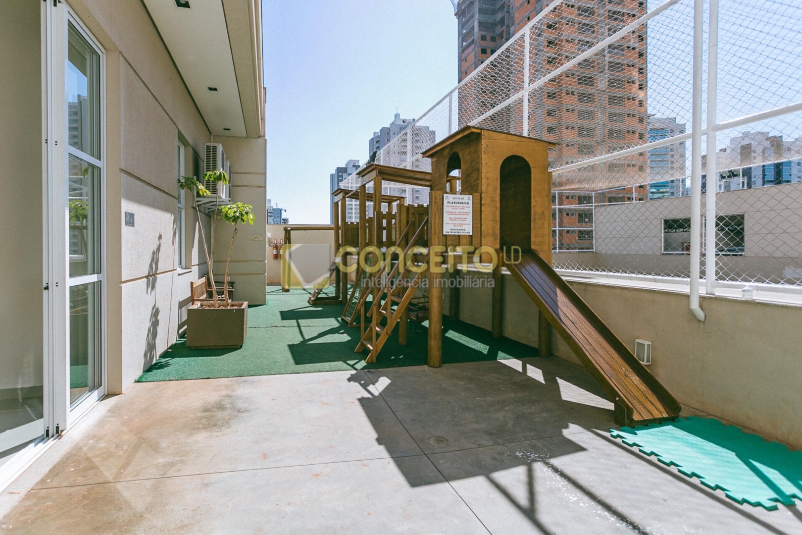 Apartamento para locacao no Santa Rosa em Londrina com 104,91m² por R$ 3.500,00