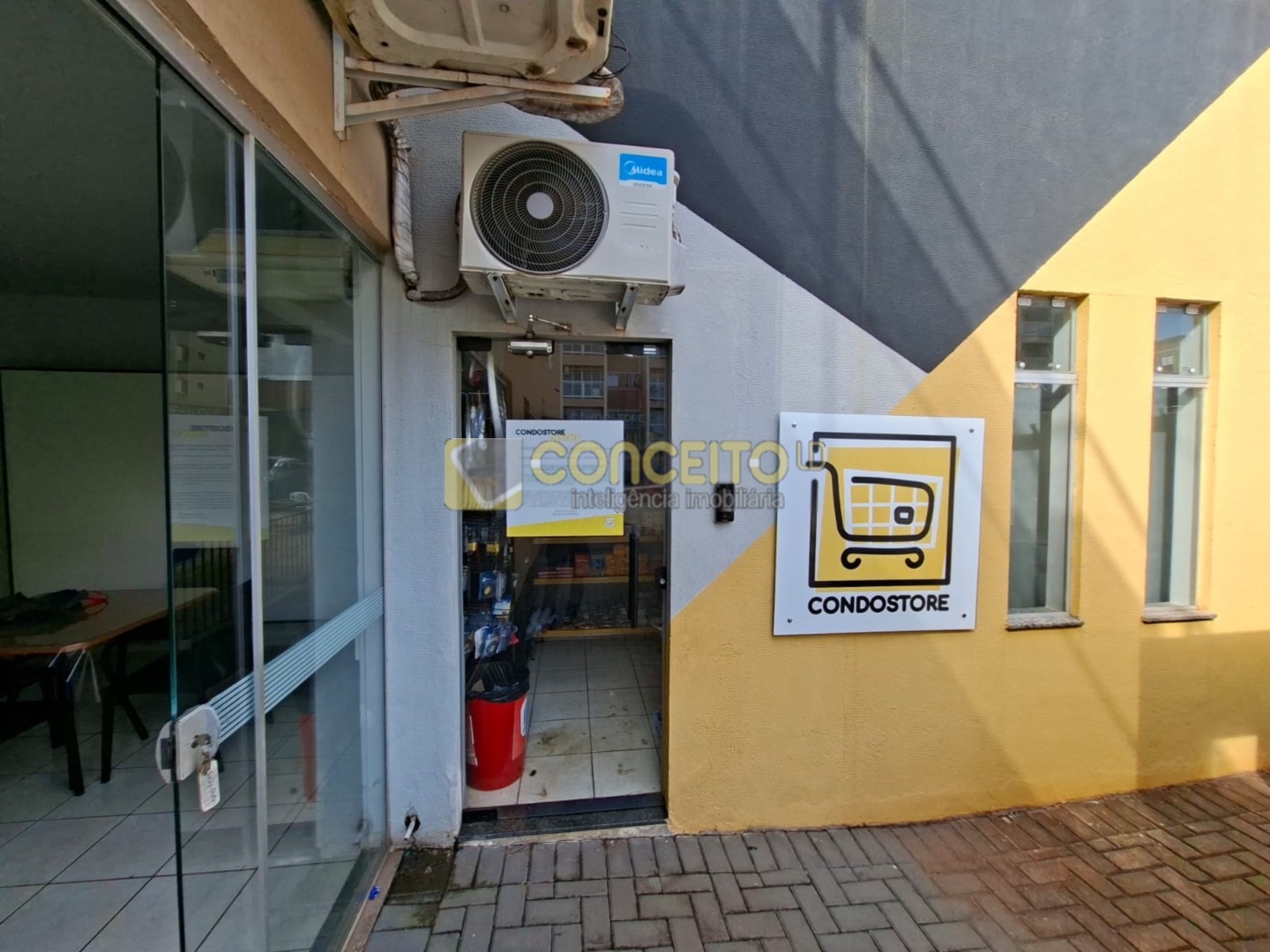 Apartamento para vendalocacaovenda e locacao no Paraiso em Londrina com 51m² por R$ 150.000,001.200,00