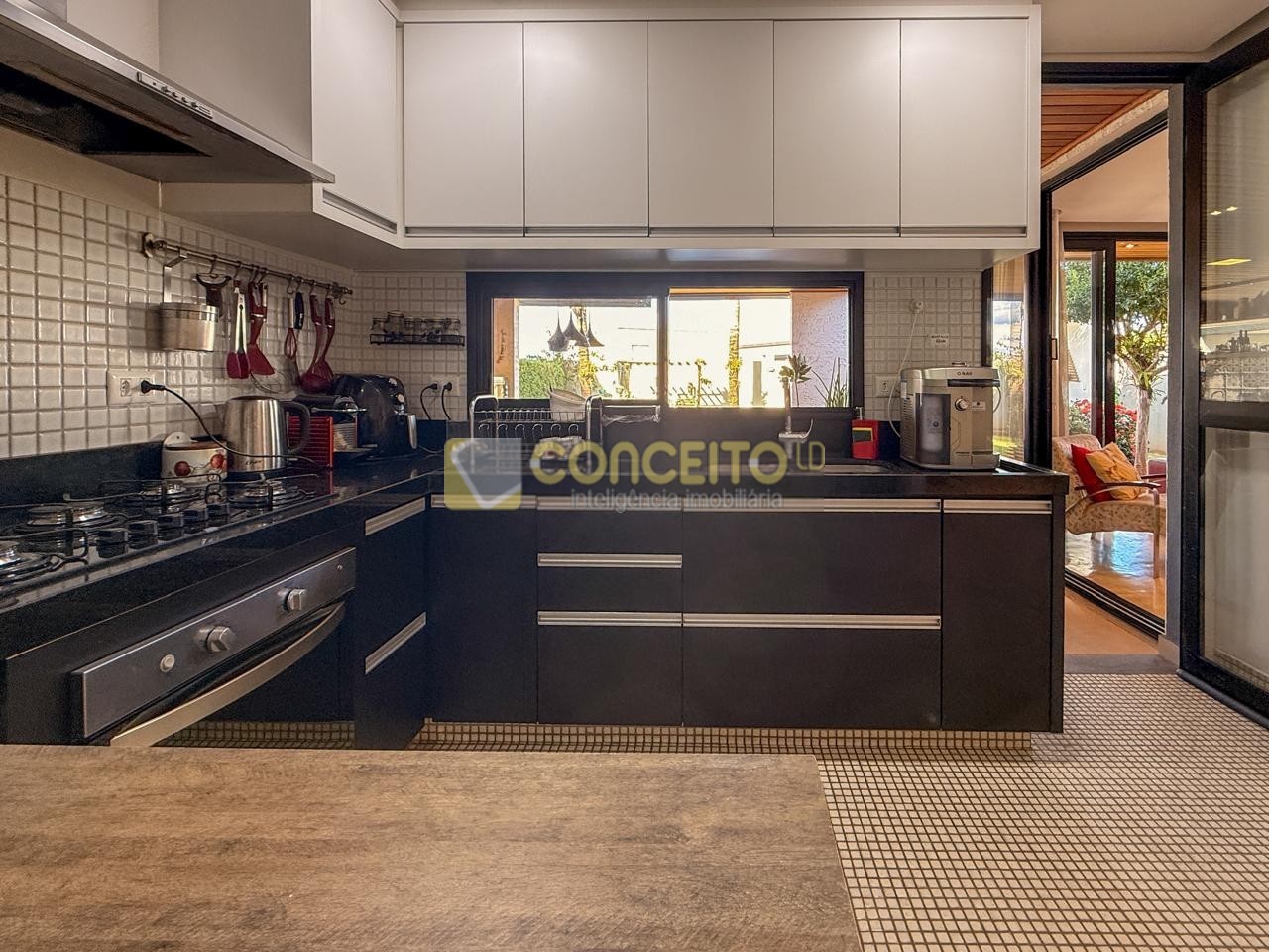 Sobrado para vendalocacaovenda e locacao no Recanto do Salto em Londrina com 527m² por R$ 3.000.000,0010.000,00