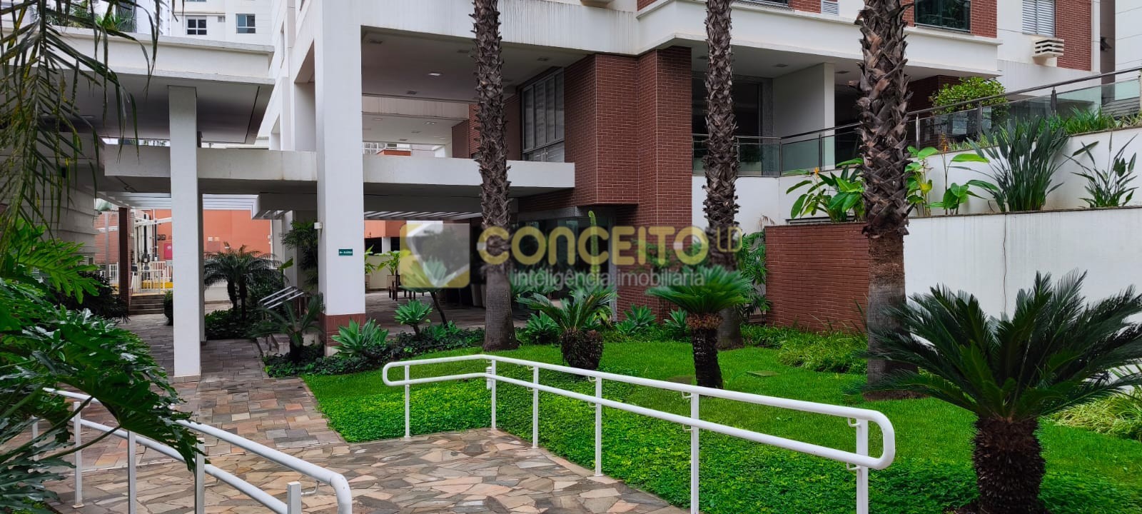 Apartamento para venda no Gleba Fazenda Palhano em Londrina com 126m² por R$ 638.000,00