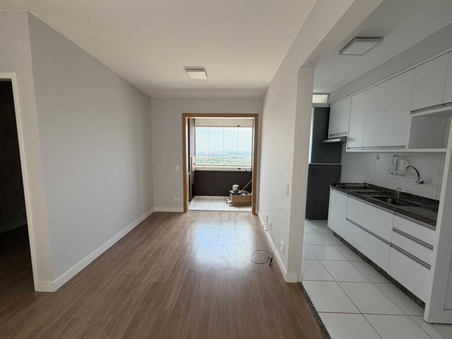 Apartamento para locacao no Aurora em Londrina com 0m² por R$ 3.000,00