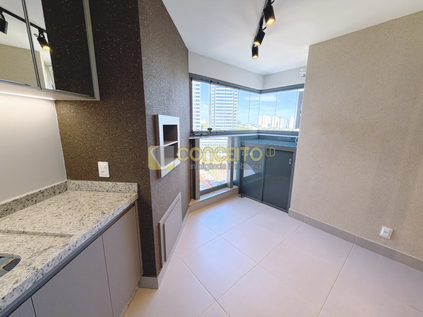 Apartamento para locacao no Gleba Fazenda Palhano em Londrina com 0m² por R$ 4.800,00