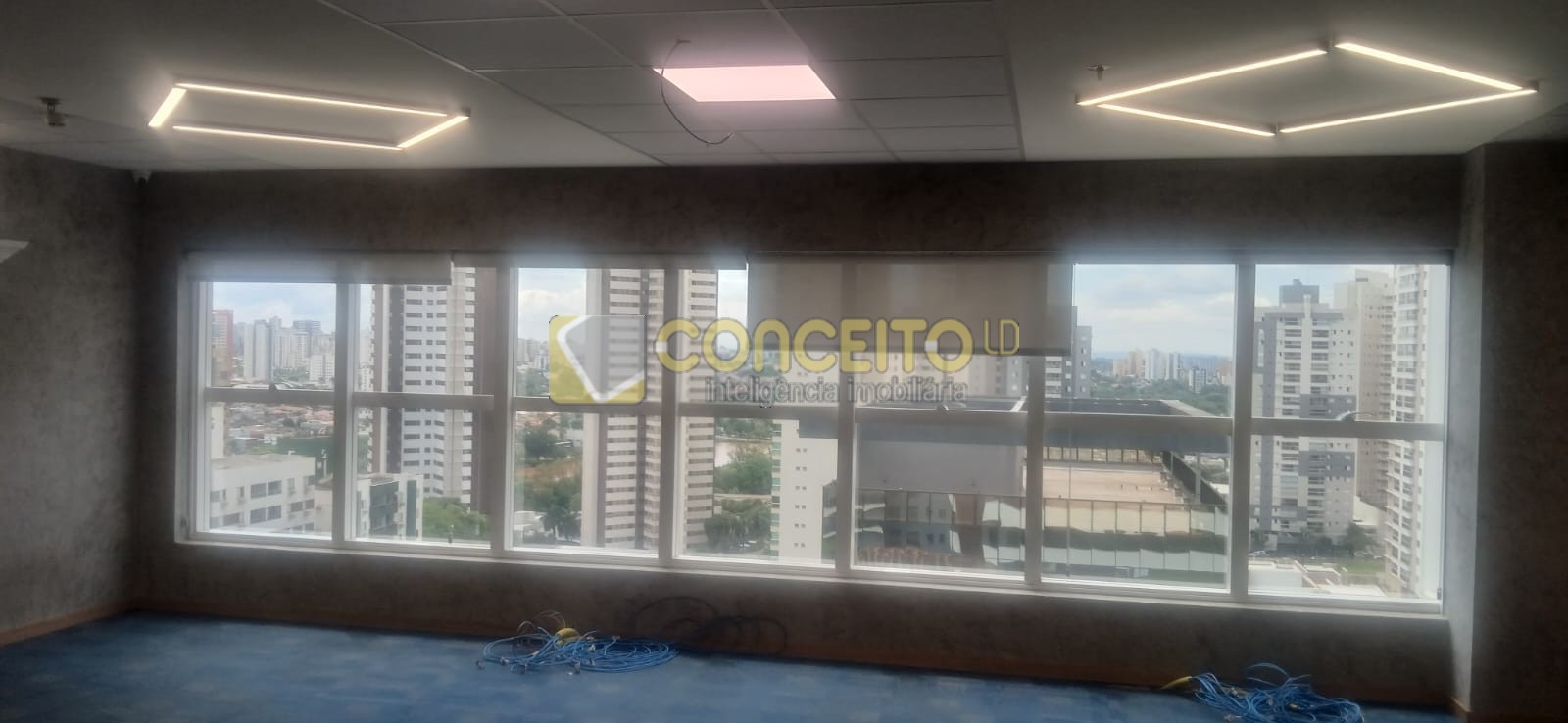Sala Comercial para locacao no Gleba Fazenda Palhano em Londrina com 0m² por R$ 13.000,00