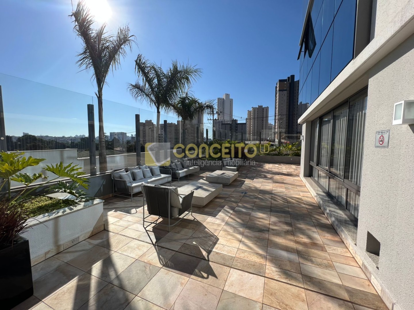 Apartamento para vendalocacaovenda e locacao no Gleba Fazenda Palhano em Londrina com 390m² por R$ 2.700.000,0016.000,00
