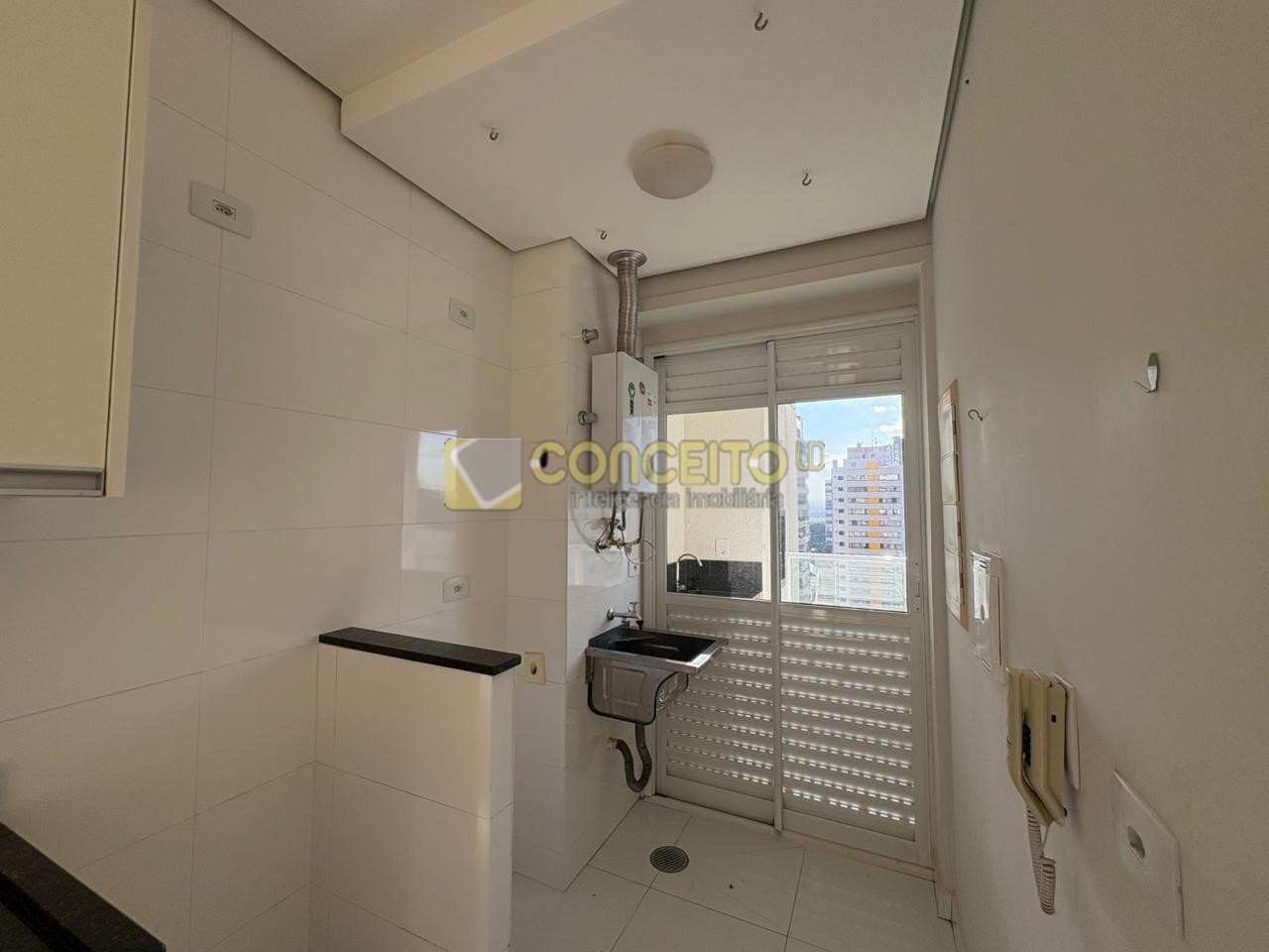 Apartamento para locacao no Gleba Fazenda Palhano em Londrina com 117,85m² por R$ 3.400,00