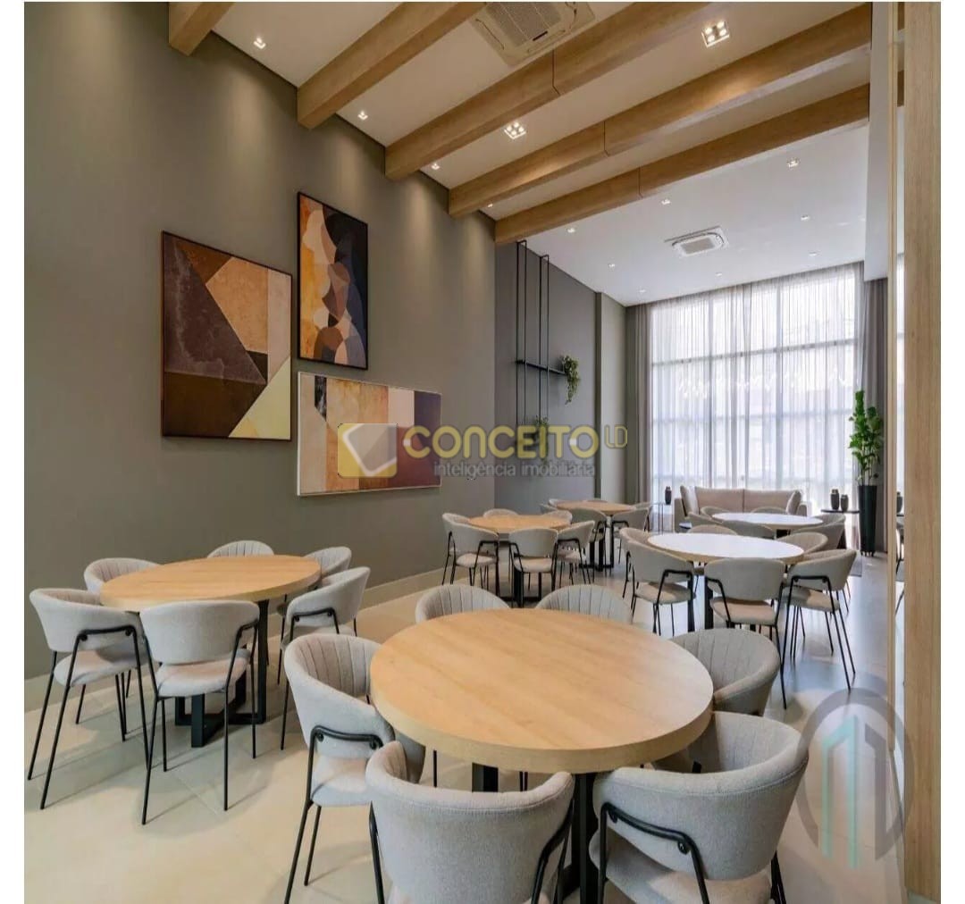 Apartamento para locacao no Centro em Cambe com 161m² por R$ 6.000,00